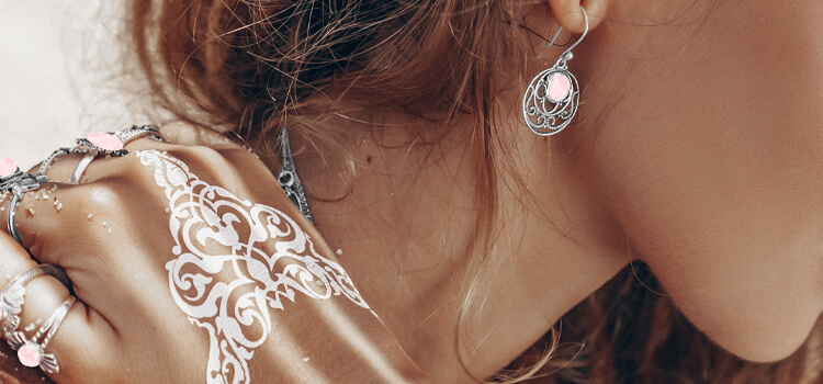 Rose Quartz Jewelry for Self-Love, Calm, and Radiant Style